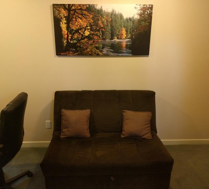 Cedar Wood Lodge Bed & Breakfast Inn Порт Алберни Екстериор снимка